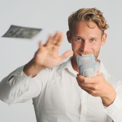 Jak przestać tracić pieniądze? 7 prostych kroków